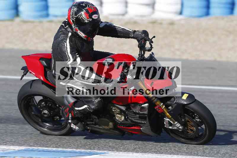 Archiv-2025/02 28.-31.01.2025 Moto Center Thun Jerez/gruen-green/82